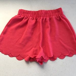 REPOSH • Body Central Scalloped Shorts